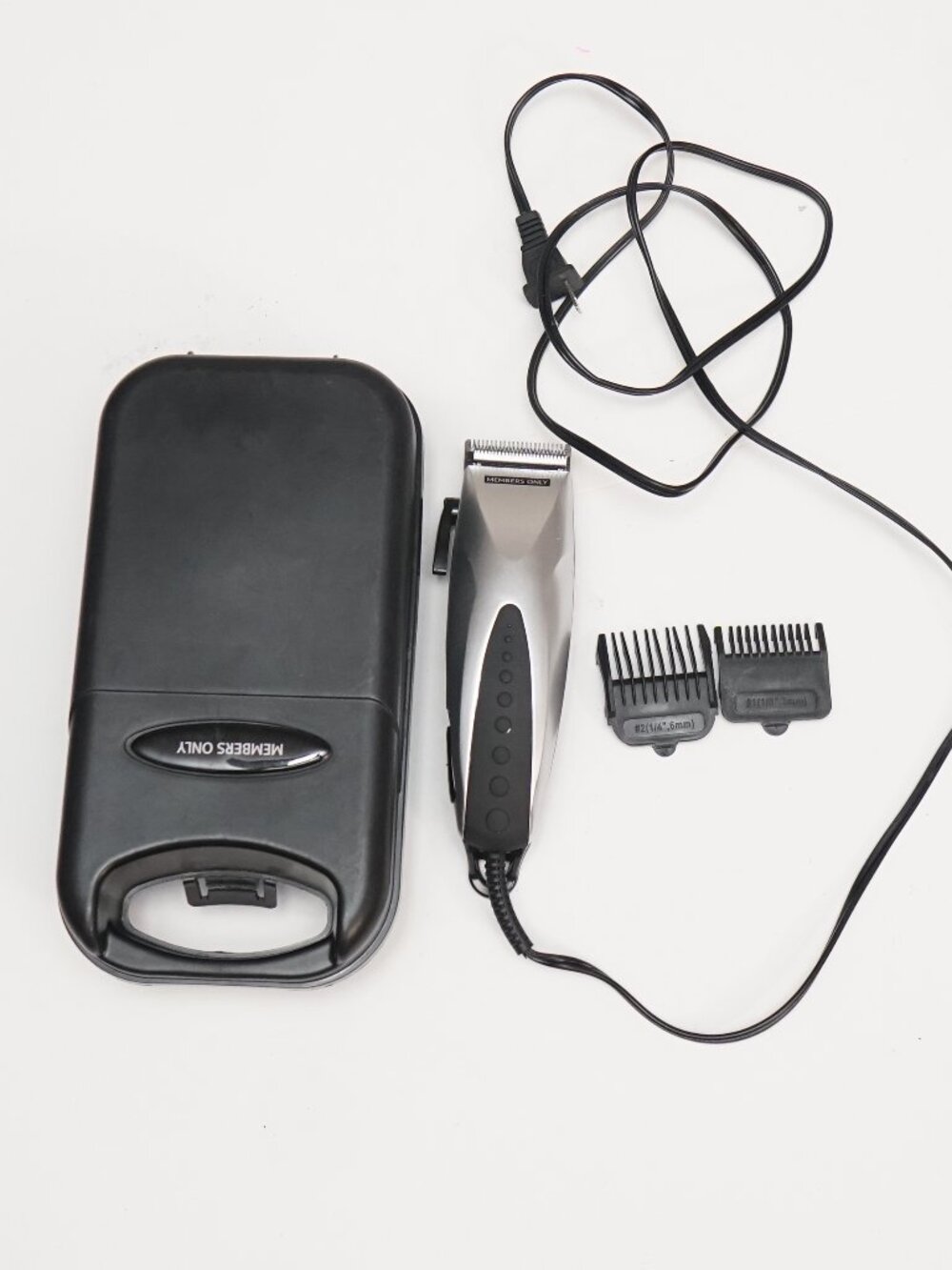 Members Only professional hair clipper with black case. Works perfectly